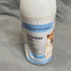 Miracle Care Made in the USA Waterless Bath for Pets Enzyme Powered Bath Spray